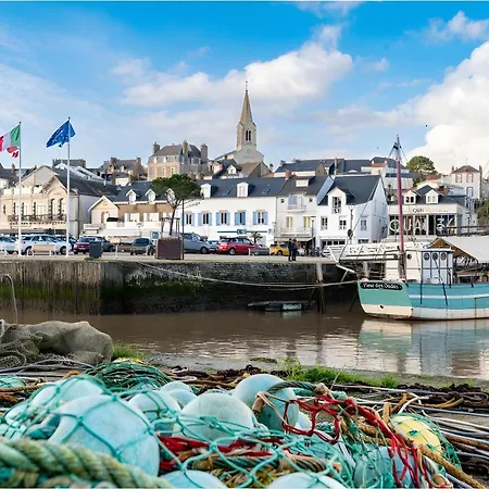 Holiday home Pornicaise Aux Volets Bleus - 01