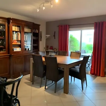 Pornicaise Aux Volets Bleus - 01 Holiday home Pornic